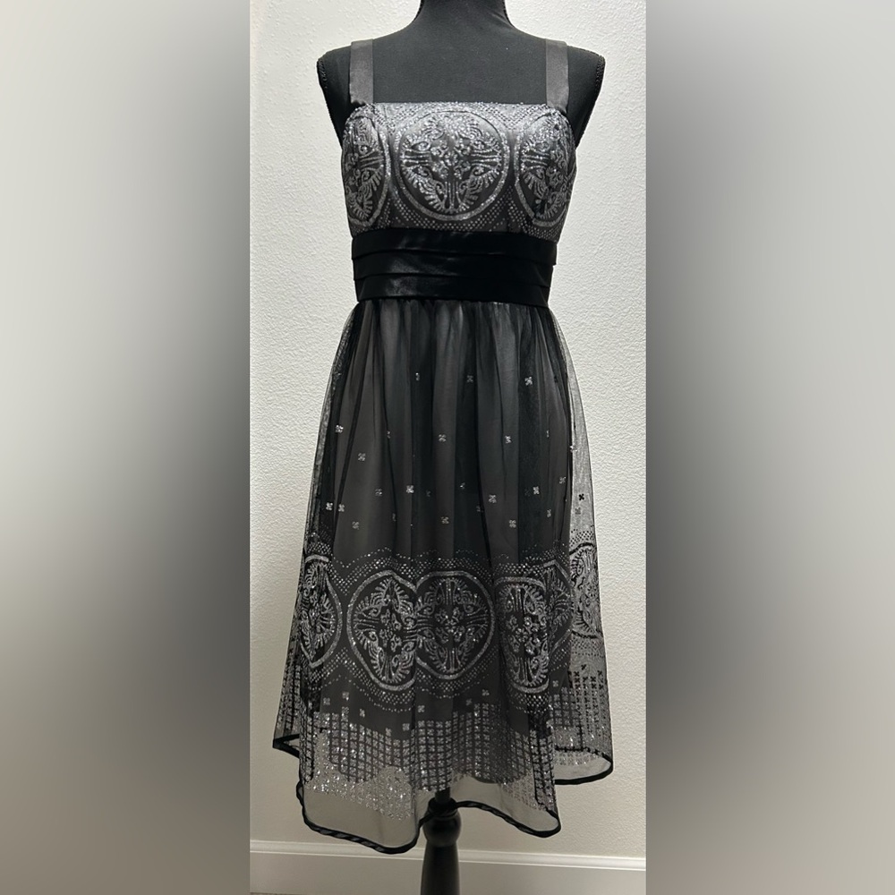 R&M Richards Prom Dress - 8 - Black - Used